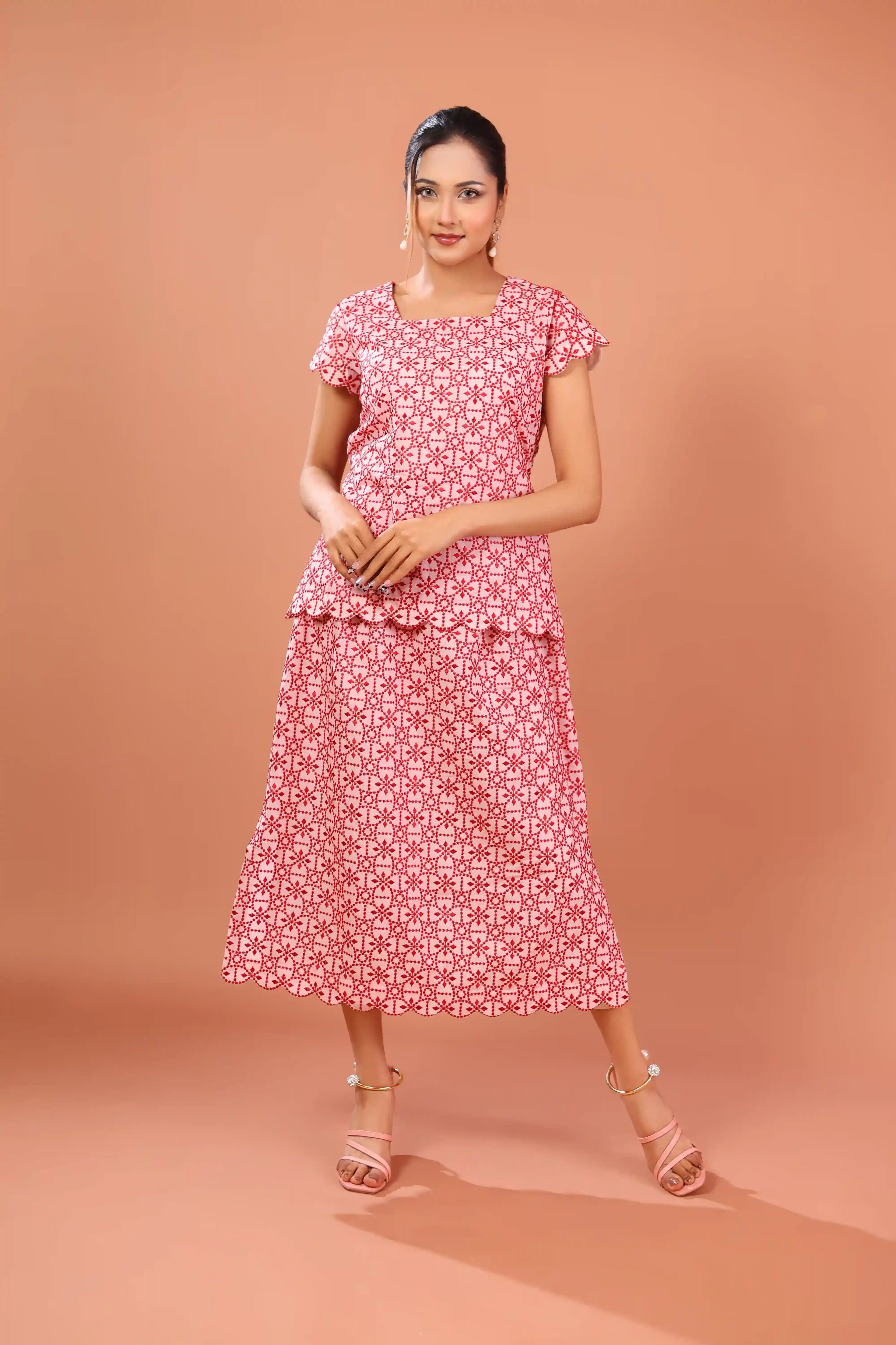 The Scarlet Scallop Set